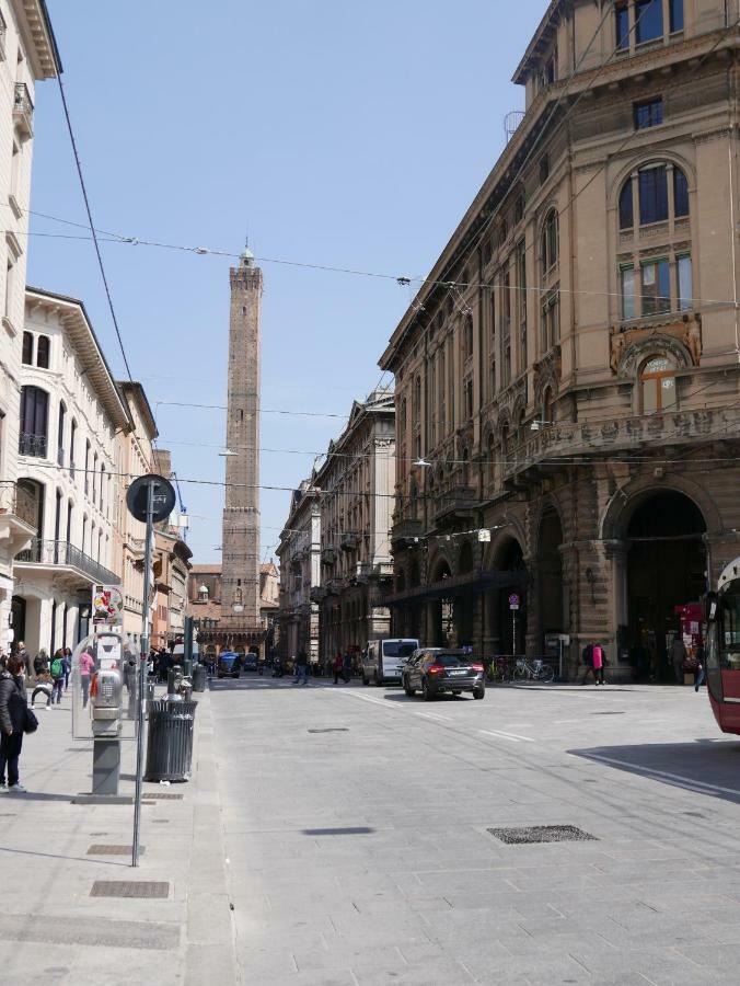Travel Fiera Lejlighed Bologna Eksteriør billede